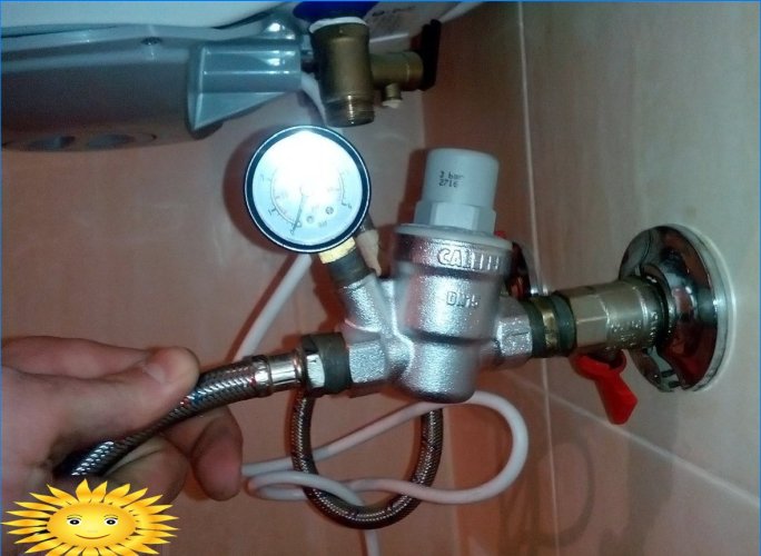 Reducer or regulator of water pressure in the water supply system