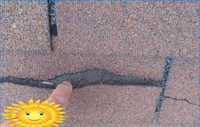 Roof leaks: causes and elimination of damage