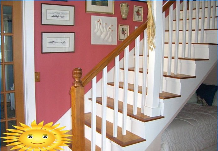 Useful ideas for arranging a niche under the stairs