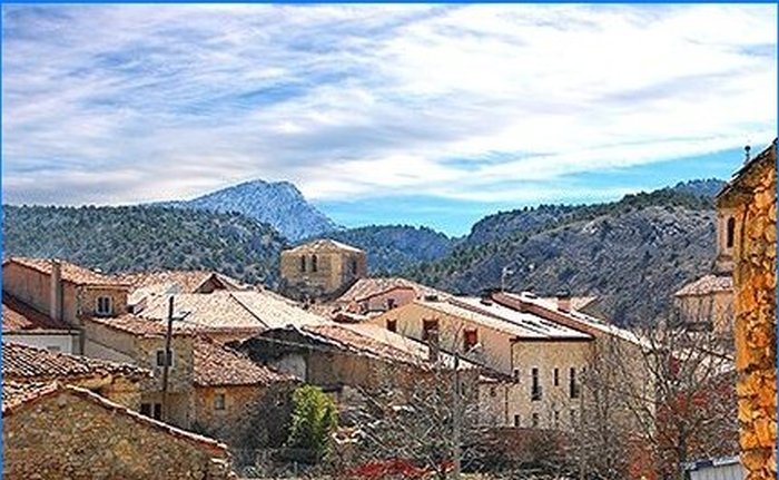 Village in Spain at the price of a Moscow communal apartment