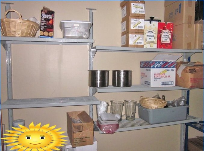 We use the pantry correctly - arrangement options