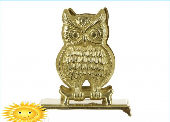 Owl-shaped match stand