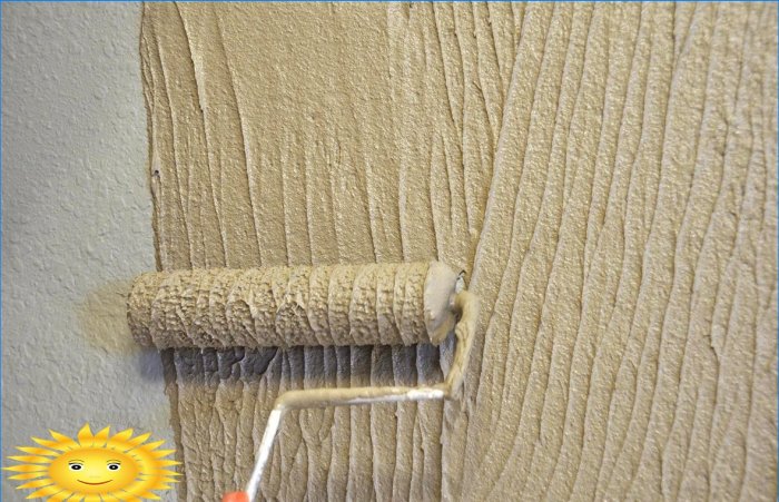 Application of textured plaster using a raised roller