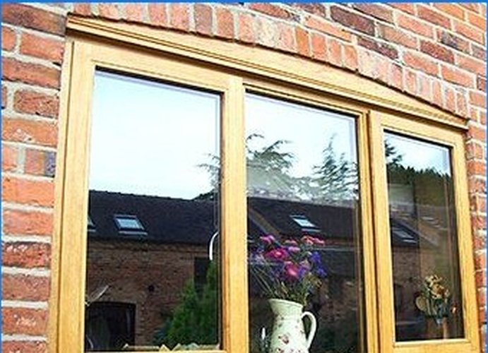 Oak windows. What is the reason for the popularity