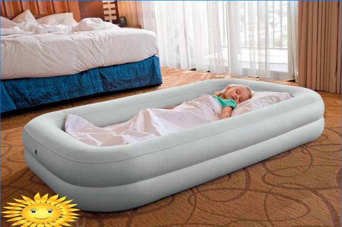 Advantages and disadvantages of inflatable furniture