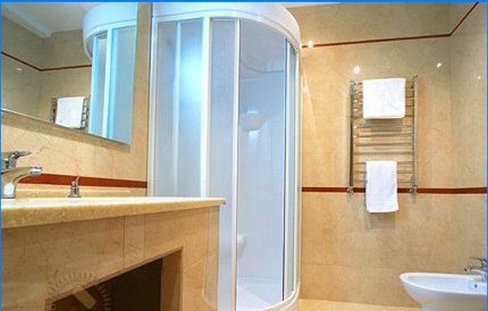 An economical alternative to the bathroom. How to choose a shower cabin