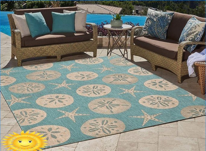 Patios and terraces with carpet