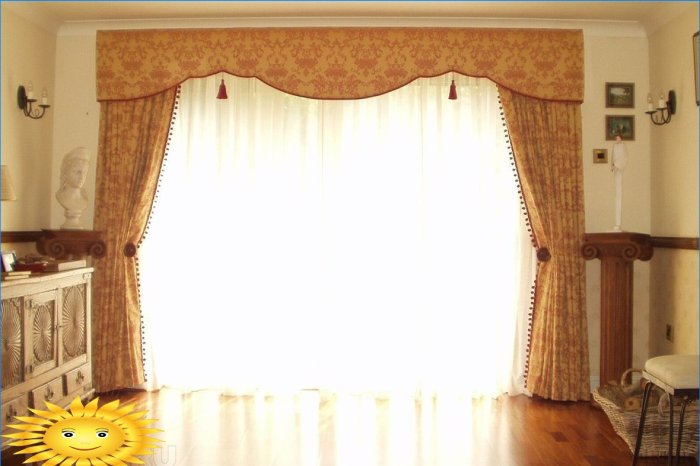 Curtains with bandeau