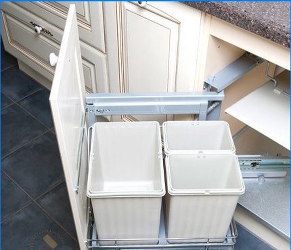 Do-it-yourself repair and modernization of an old kitchen unit. Part 4