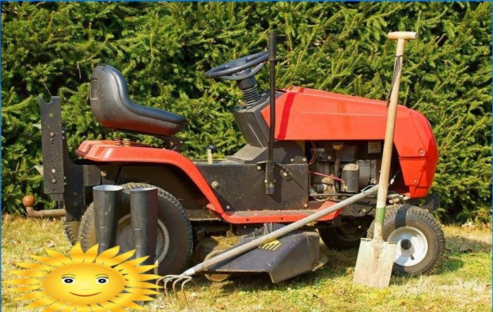 How to choose a mini tractor for a private farm