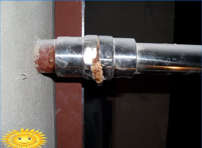 How to fix a leak from a metal pipe