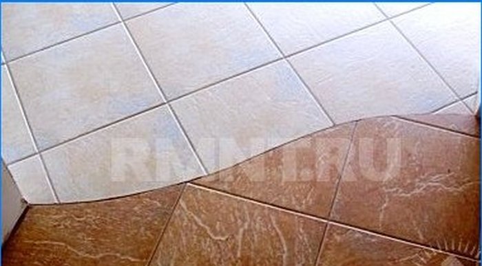 How to install tiles on curved floor areas