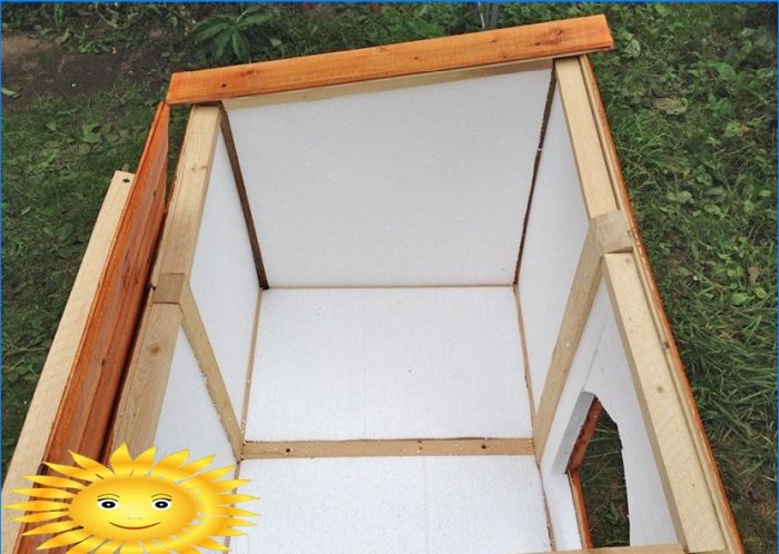 How to make a dog booth with your own hands