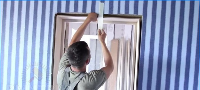 How to properly install an interior door with your own hands