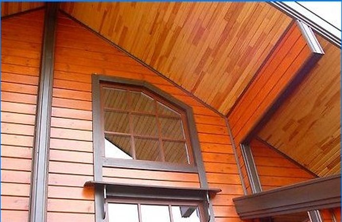 Modern windows - what to choose: wood or PVC