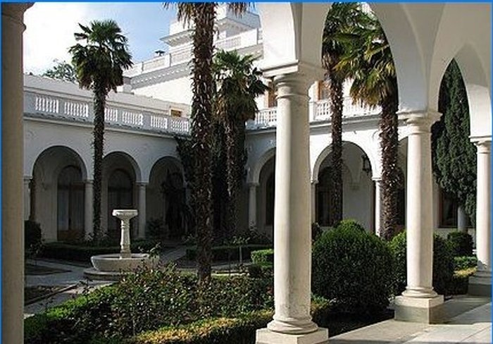 The inner courtyard of the Livadia Palace