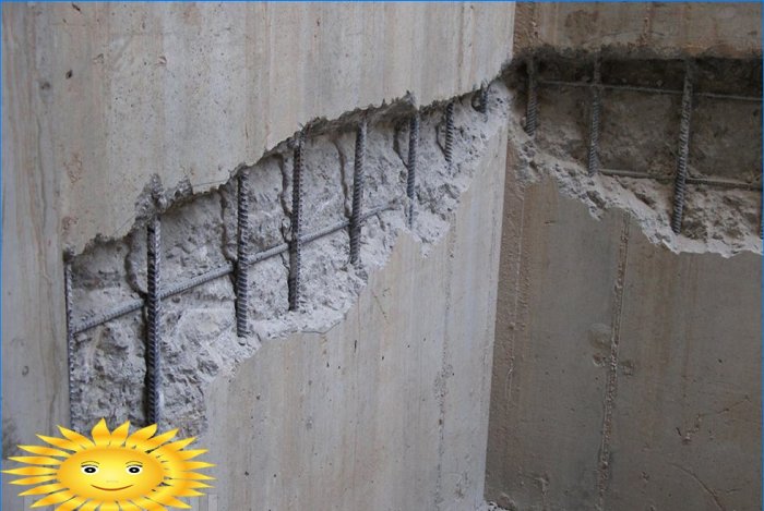 Concrete chipping and rebar exposure