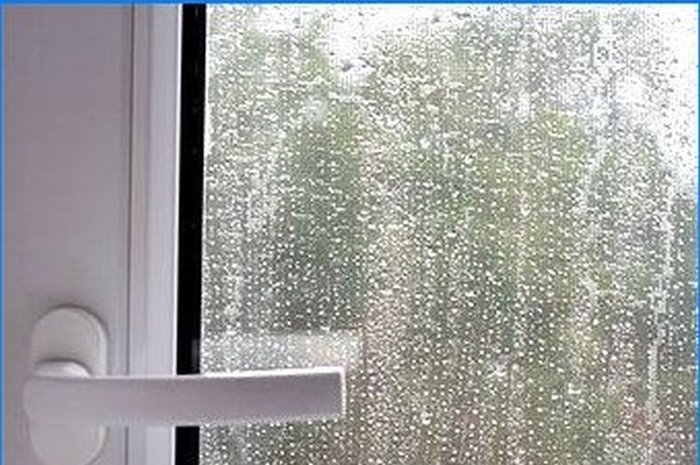 Self-cleaning double-glazed windows