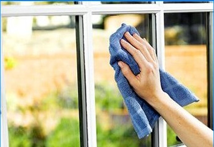 Self-cleaning double-glazed windows