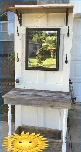 What can be done from an old door