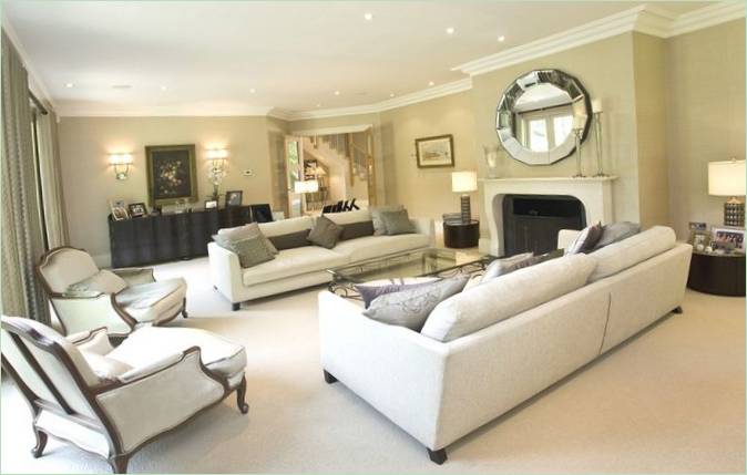 The luxurious living room of Waterford house in England