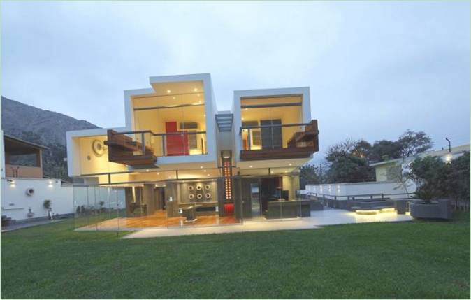 Casa Para Siempre country house design in Peru