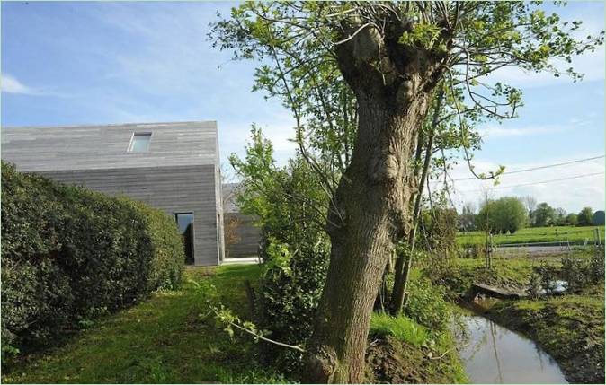 A rustic residence in Tielrode, Belgium by Vincent Van Duysen Architects