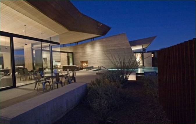 luxury-arizona-home-by-brent-kendle