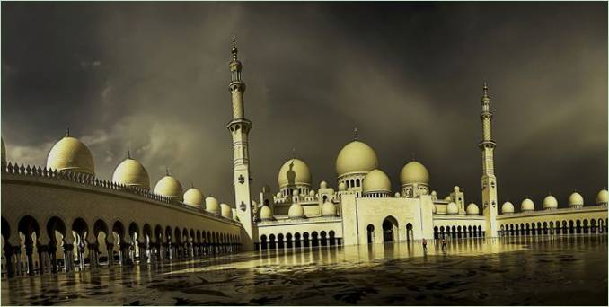 Beautiful view of the Mosques