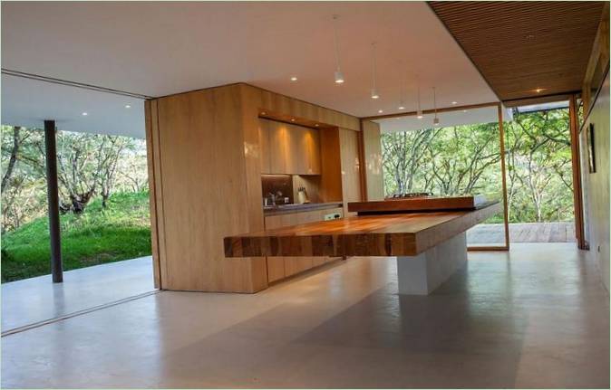 Spacious kitchen with an island