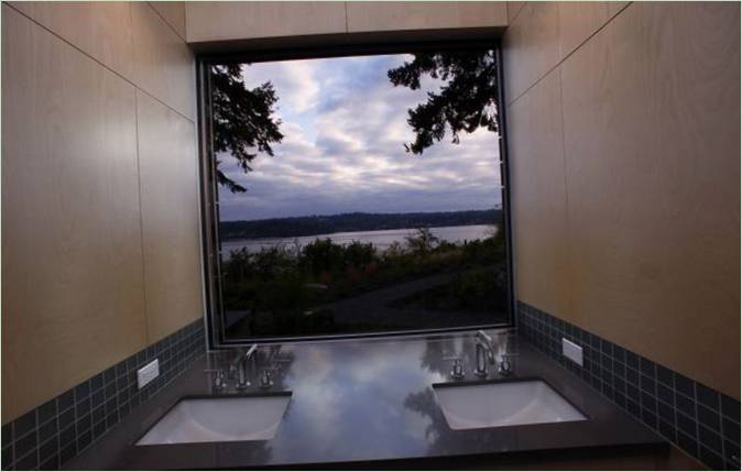 Interior design of the Olympic View House bathroom