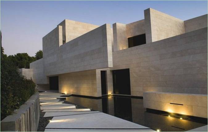 Design of a luxurious villa in Spain
