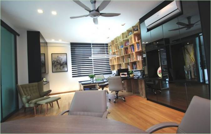 Stylish Home Office at Jalan Tualang Bungalow