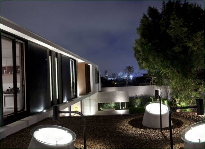 Night lighting of the roof terrace