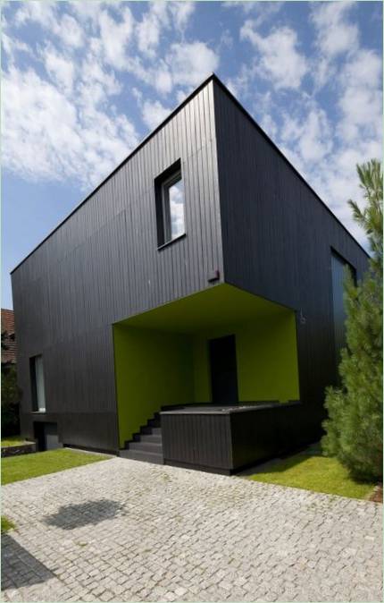 Black Cube Residence