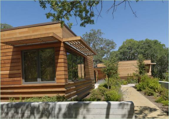 Design of wooden cottage Road House