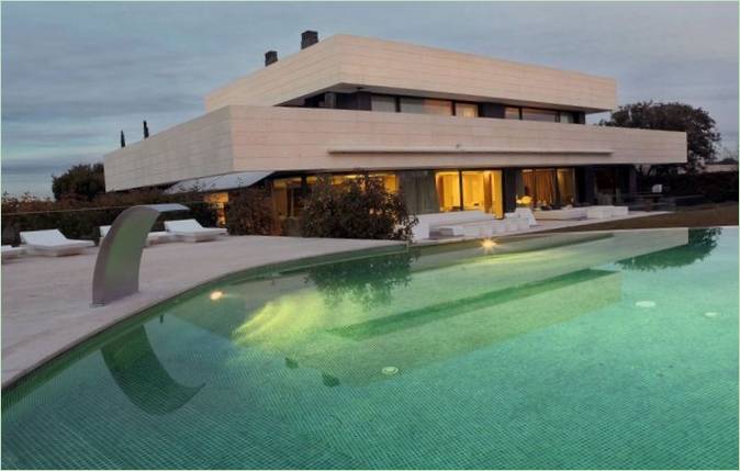 LV House luxury mansion design